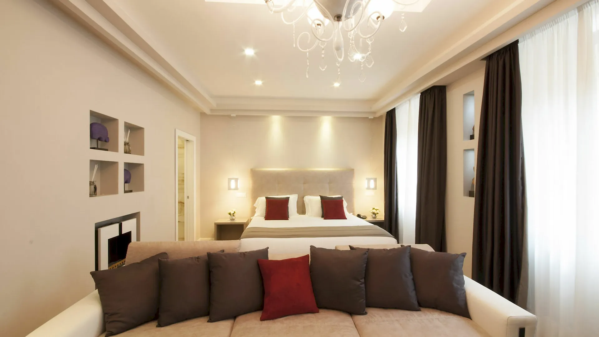 Terrazza Marco Antonio Luxury Suite Rome 4*,